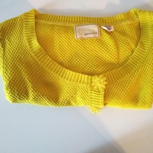 Top for women good for winter yellow Color size M